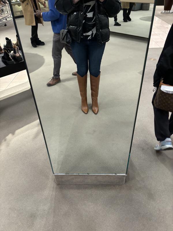 Customer photo for "Cute boots!"