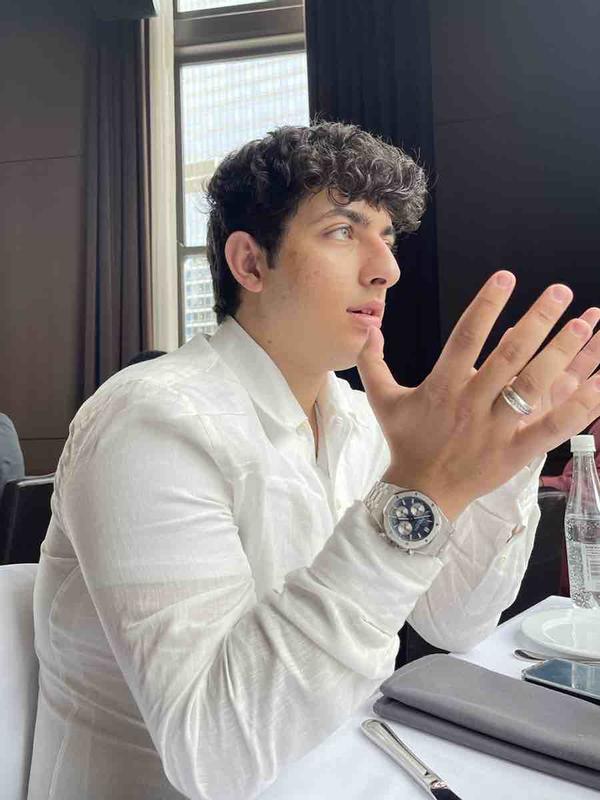 Review Thumbnail Image 0 217306177