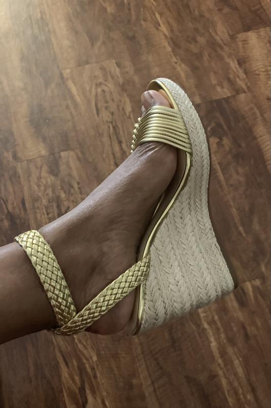 Review Thumbnail Image 0 239965039