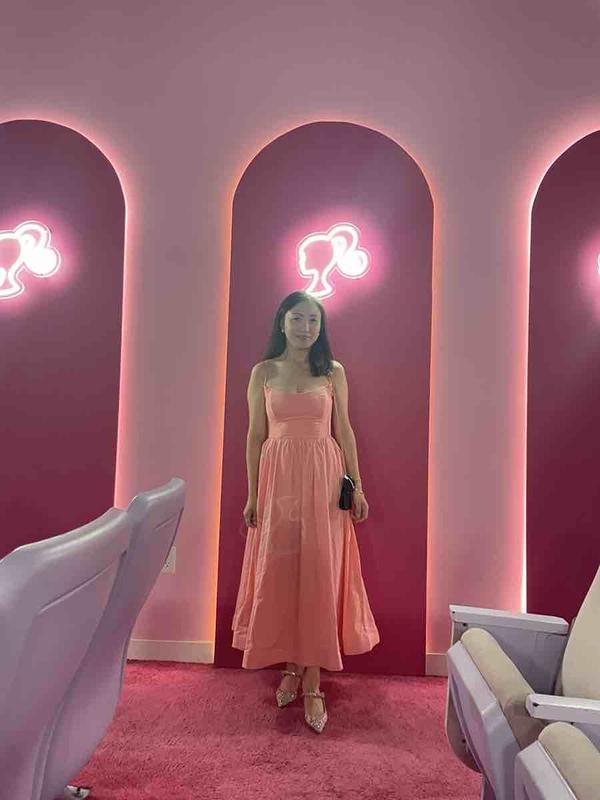 Customer photo for "felt like a Barbie"