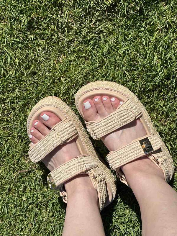 Eye Catching Summer Sandal