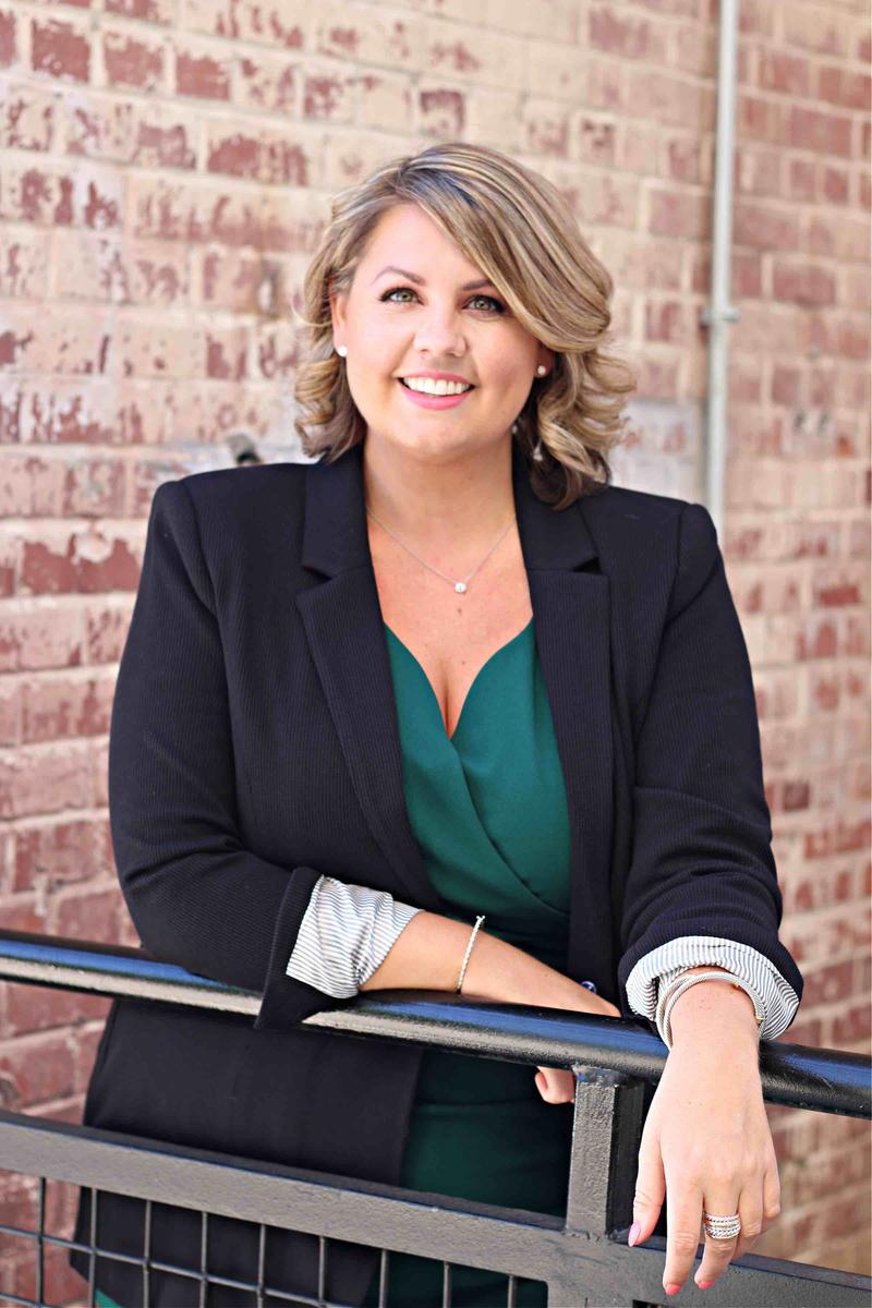 Review Thumbnail Image 0 208983391