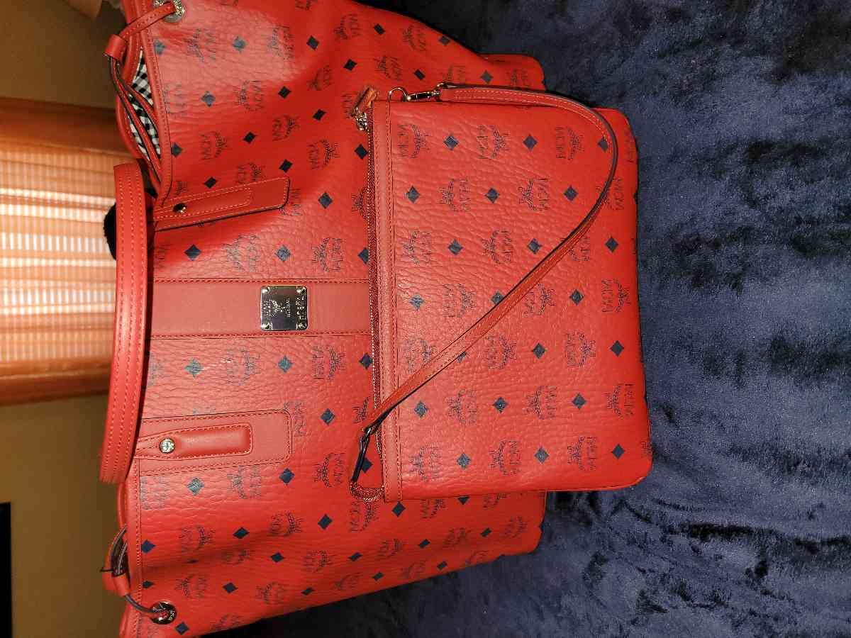 Customer photo for "Candy Red Lg Liz Tote"
