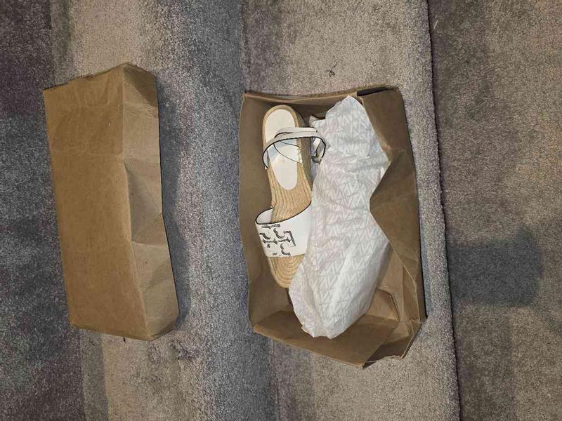 Review Thumbnail Image 0 242040949