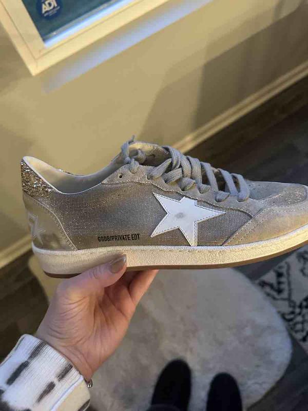 Customer photo for "best shoes"