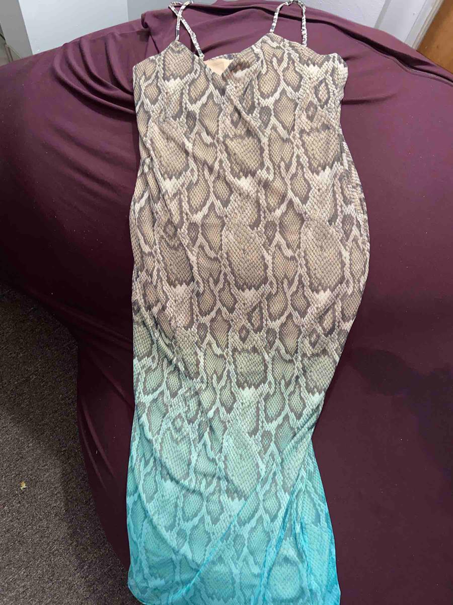 Review Thumbnail Image 0 197370109