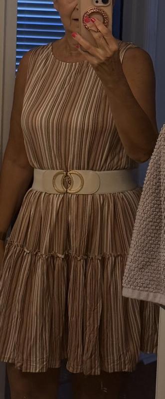 Review Thumbnail Image 0 249936518