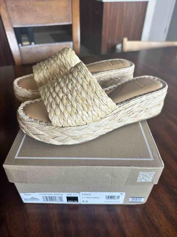 Review Thumbnail Image 0 233753662