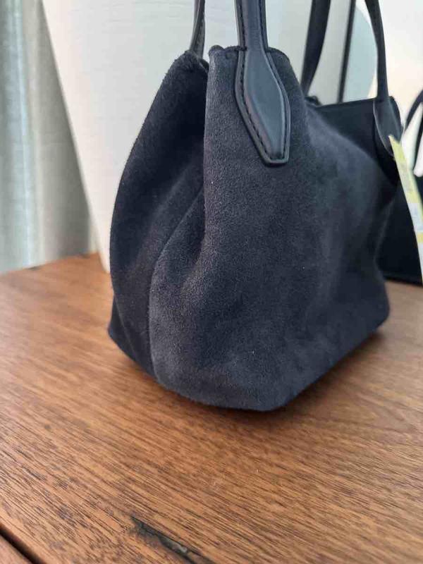 Review Thumbnail Image 2 243351298