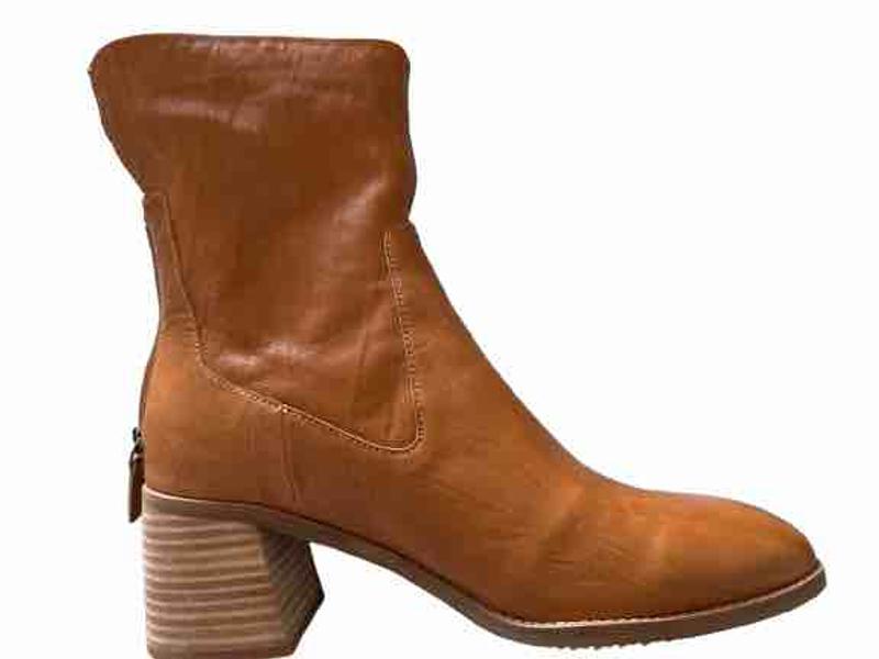 Review Thumbnail Image 0 236694913