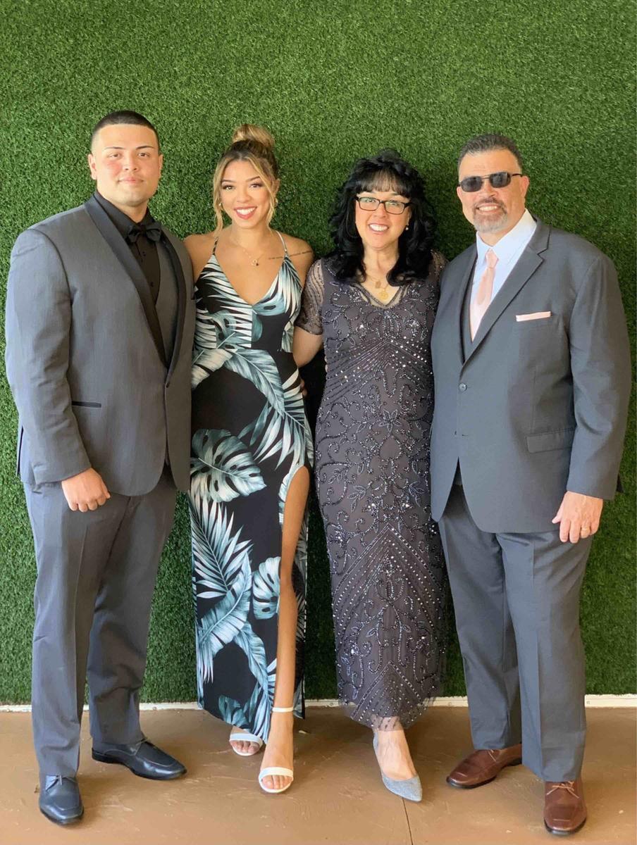 Review Thumbnail Image 0 208440239