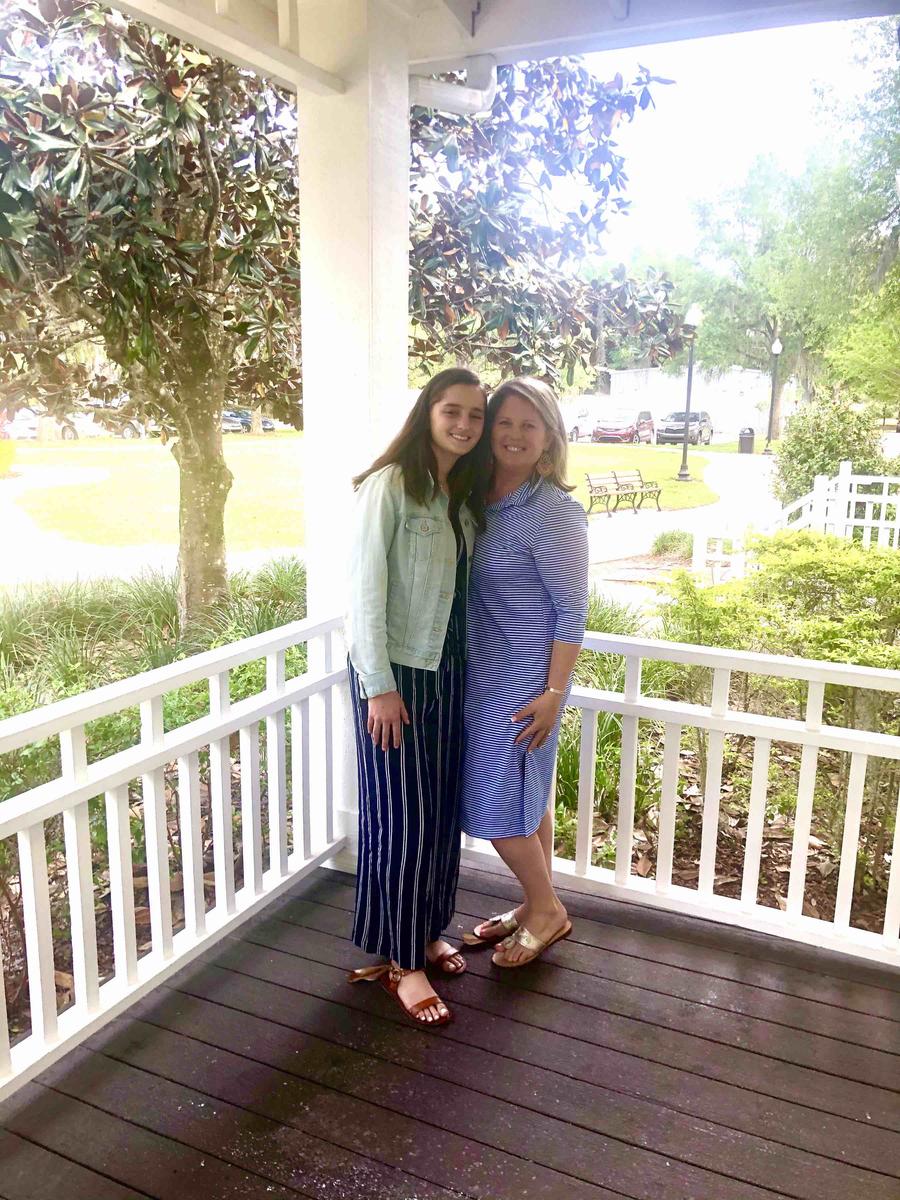 Review Thumbnail Image 1 206401662