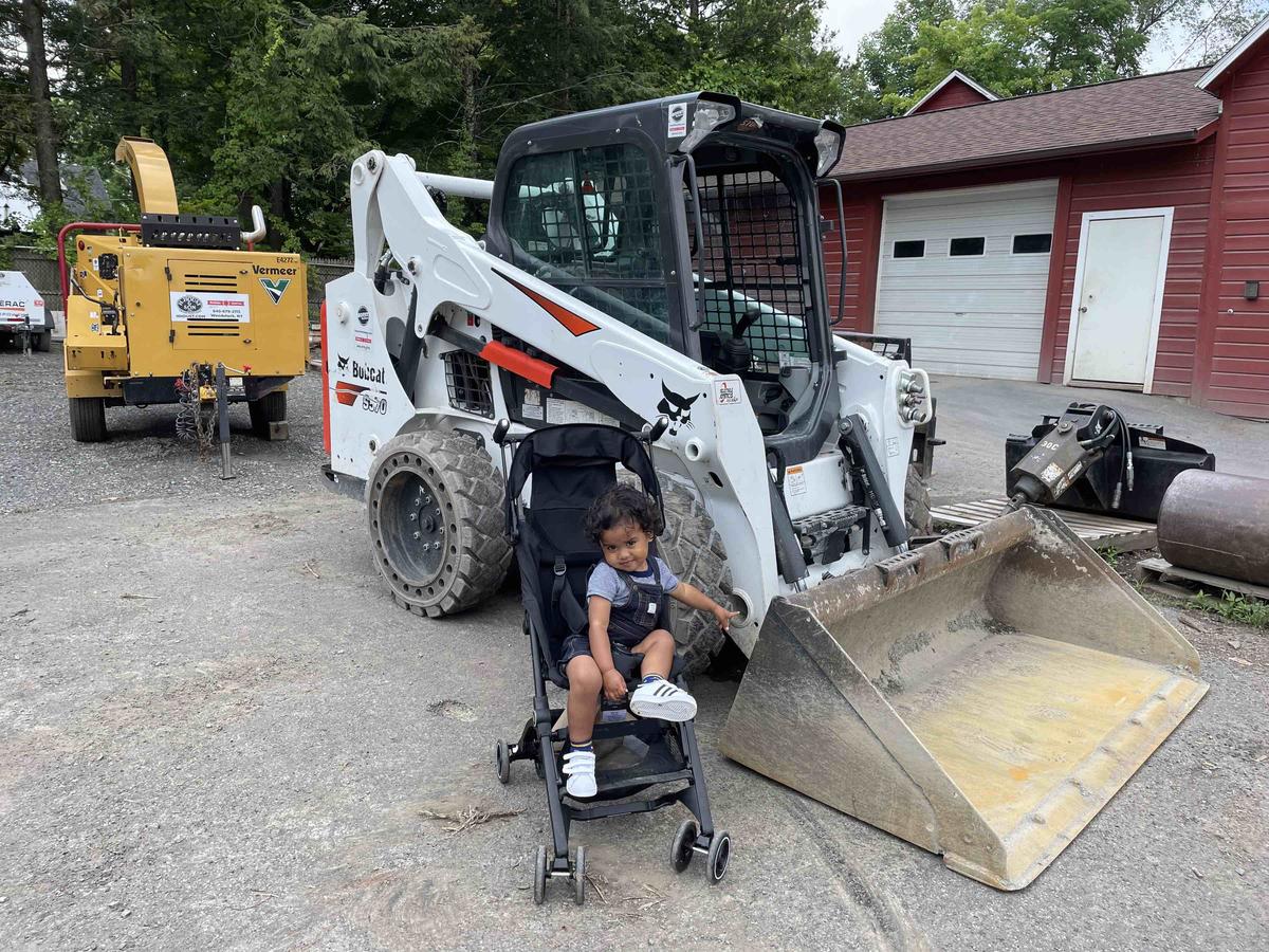 Review Thumbnail Image 0 209361875