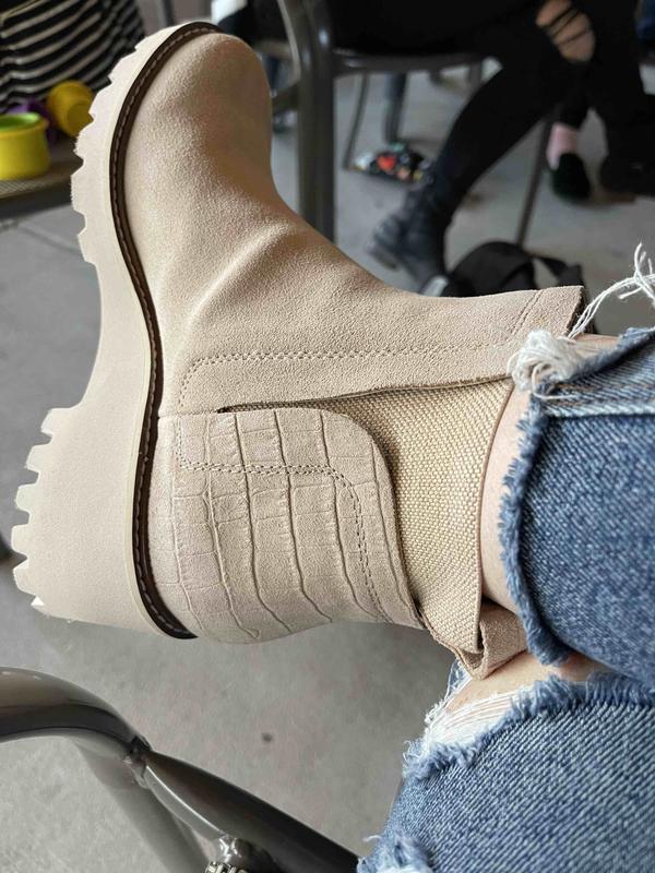 Review Thumbnail Image 0 212547703