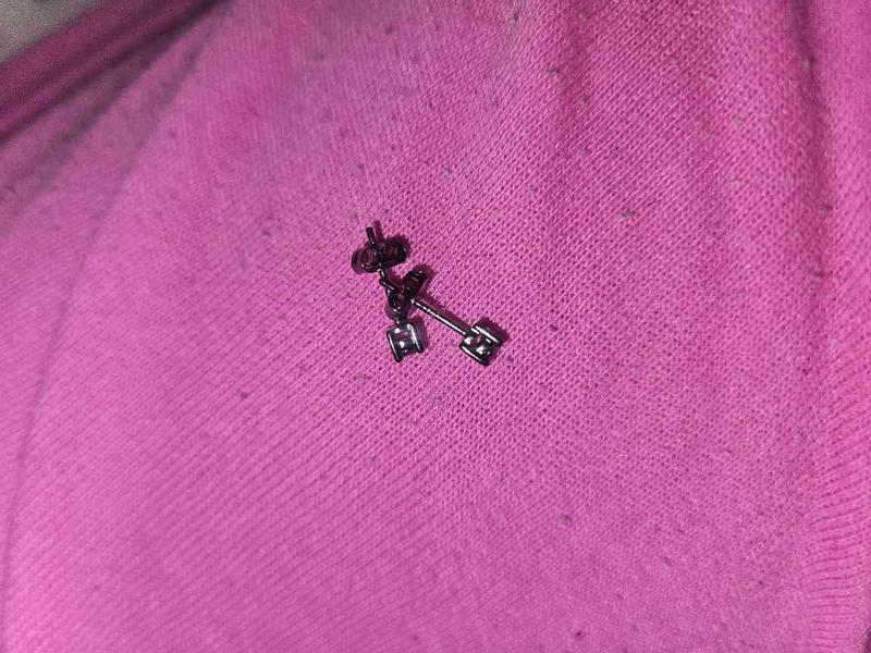 Review Thumbnail Image 0 237501778