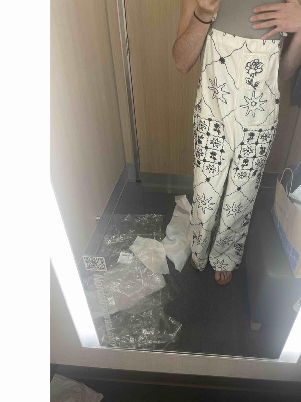 Review Thumbnail Image 0 249360341