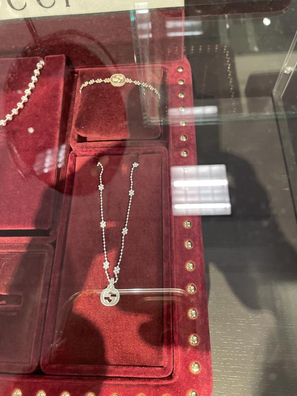 Review Thumbnail Image 0 230774828