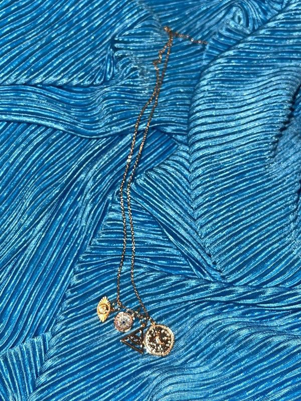 Customer photo for "so dainty and cute!"