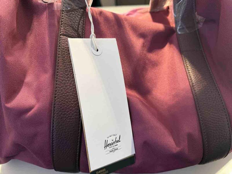 Review Thumbnail Image 1 247582556