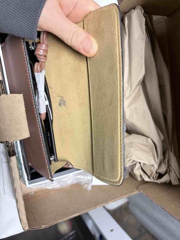 Customer photo for "Received Used Item"