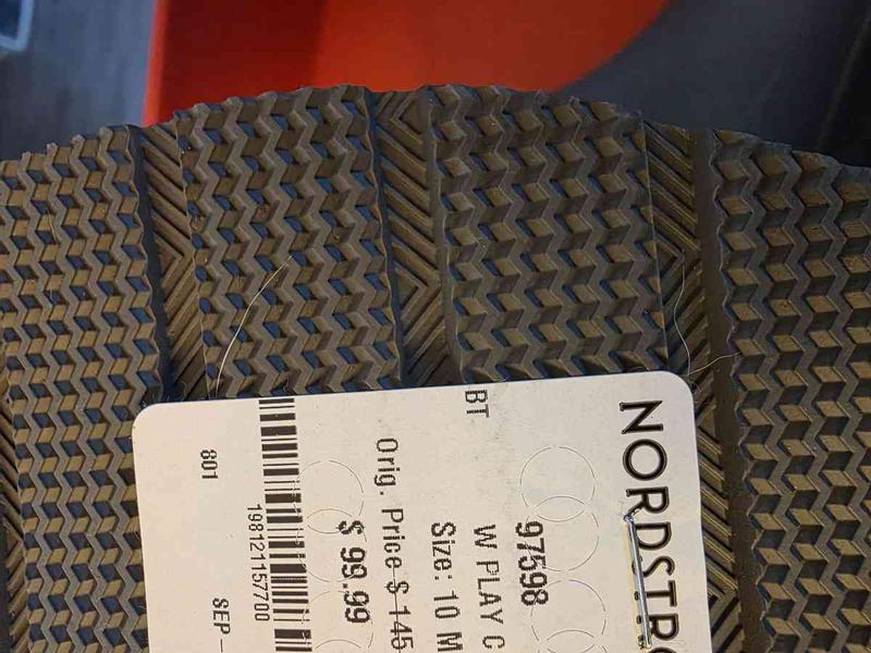 Customer photo for "Already worn"