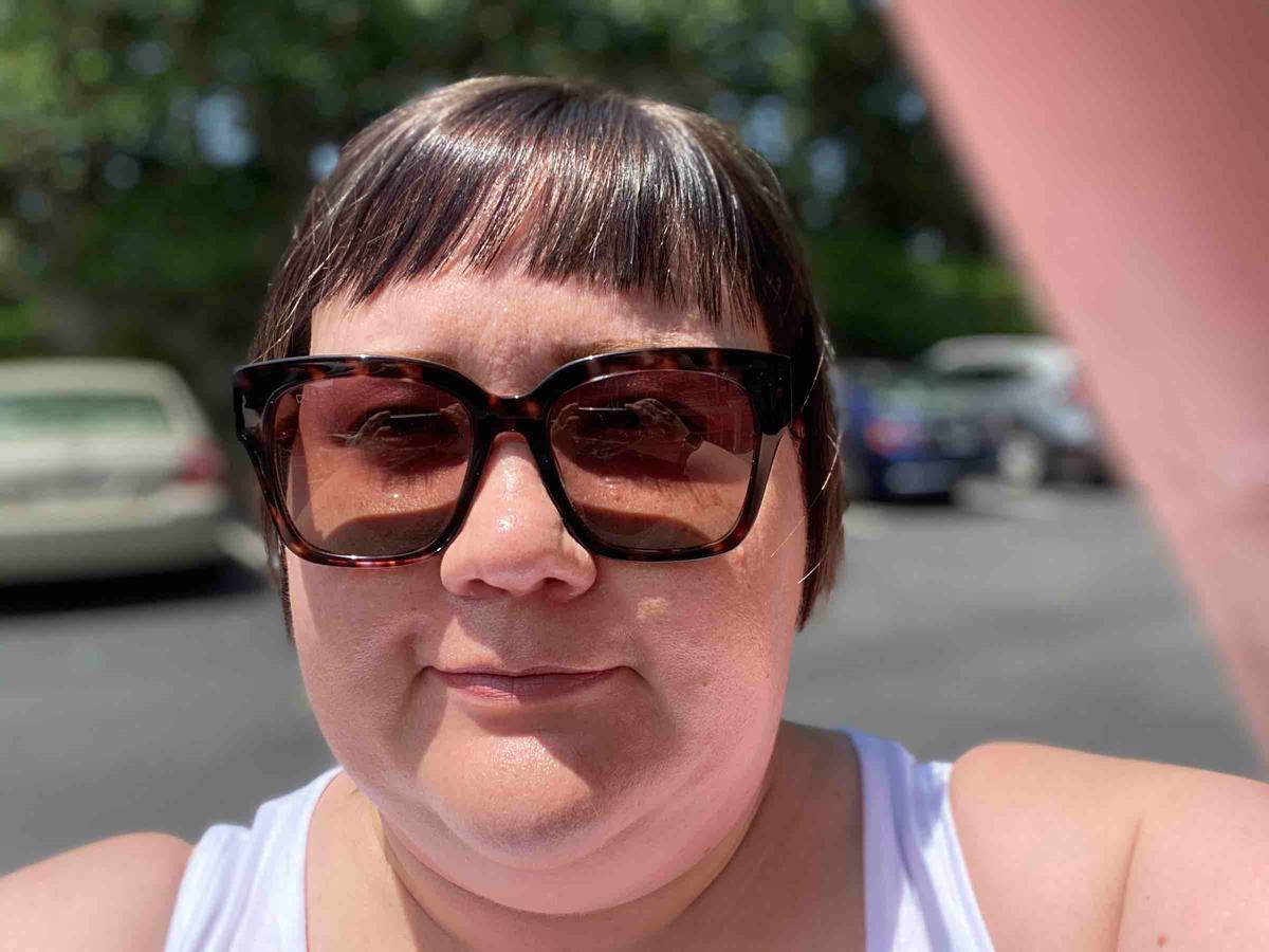 Review Thumbnail Image 0 196570013