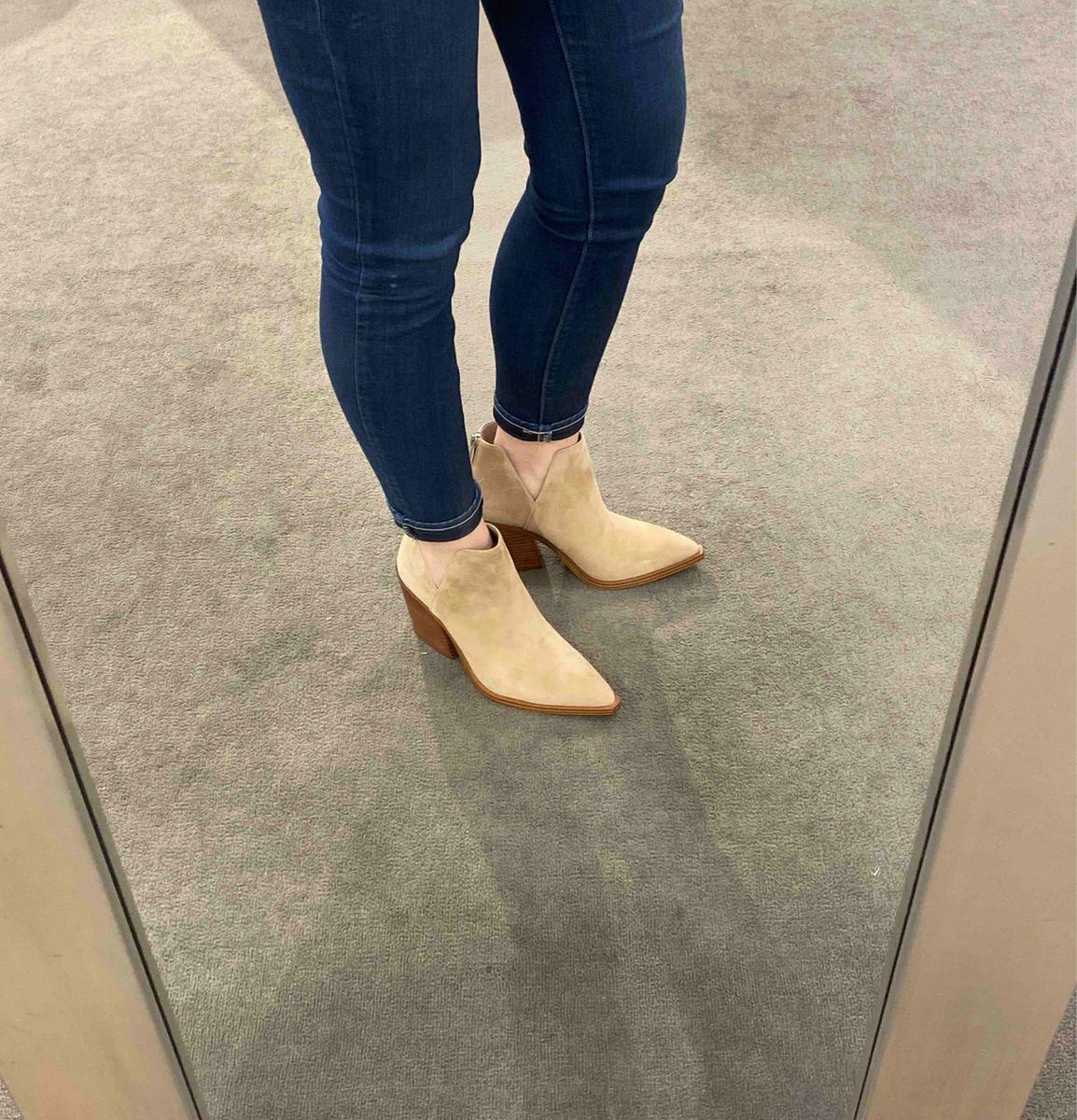 vince camuto gigietta snakeskin