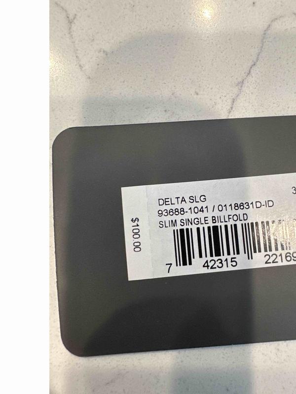 Customer photo for "wrong price tag"