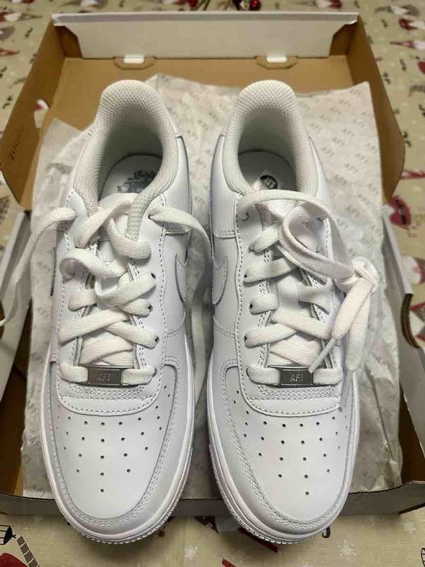 Size down, shoe runs big!!