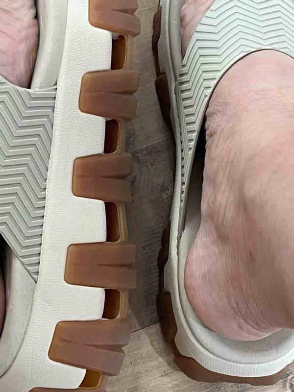 Review Thumbnail Image 1 236989070