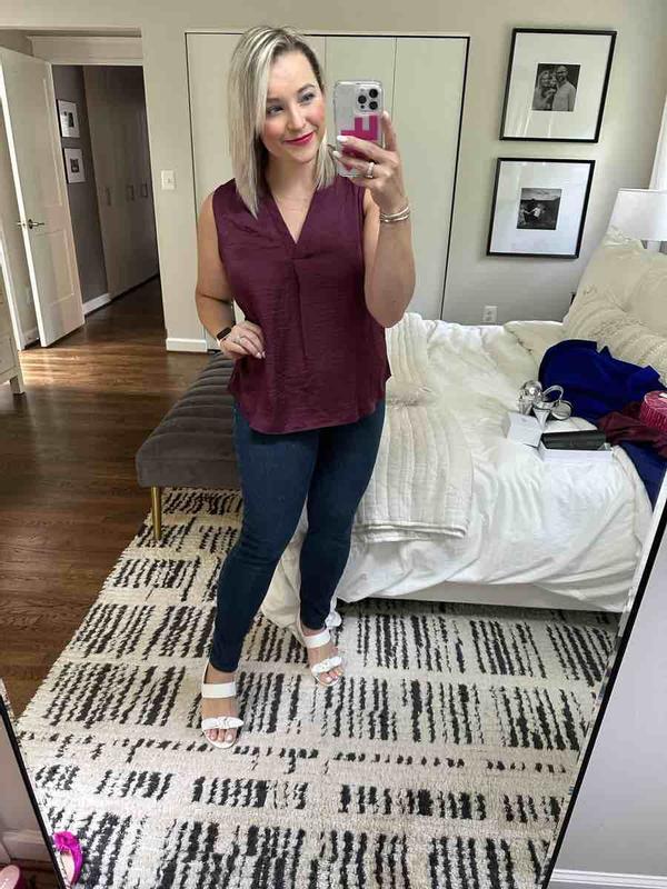 easy layer, runs large