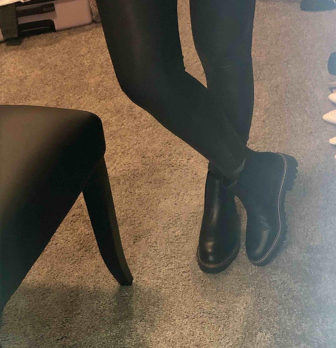 Review Thumbnail Image 3 205367205