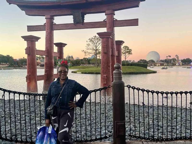 Review Thumbnail Image 0 230840482