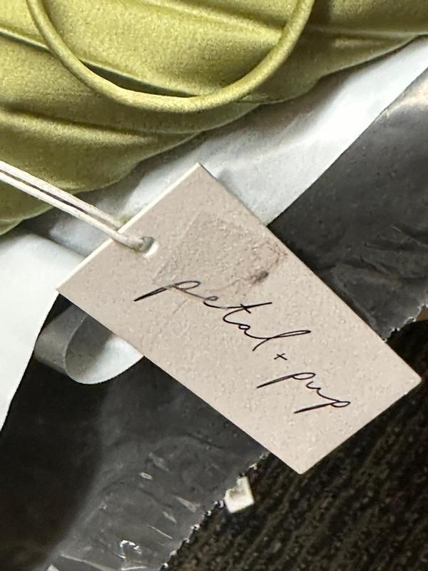 Review Thumbnail Image 3 248952173