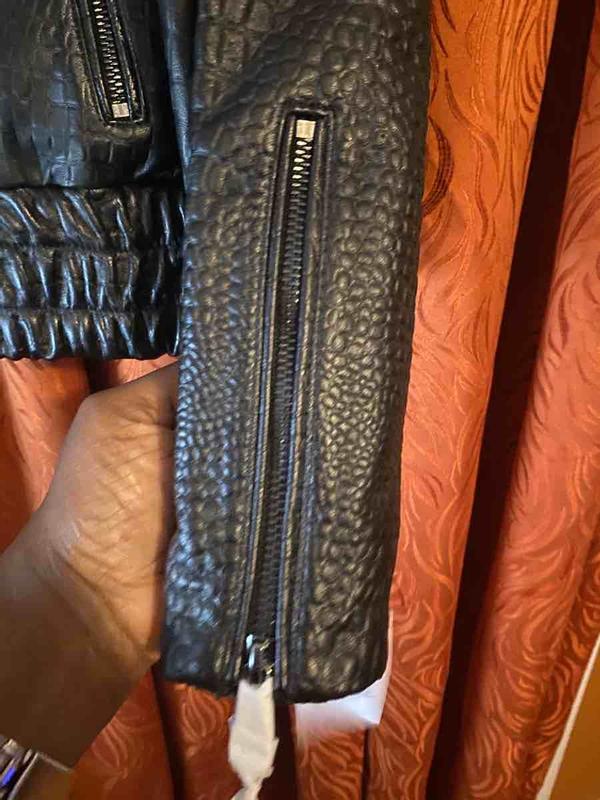 Review Thumbnail Image 0 243549624