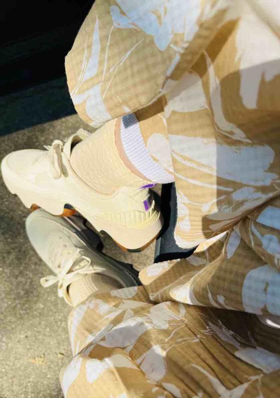 Review Thumbnail Image 0 235318598