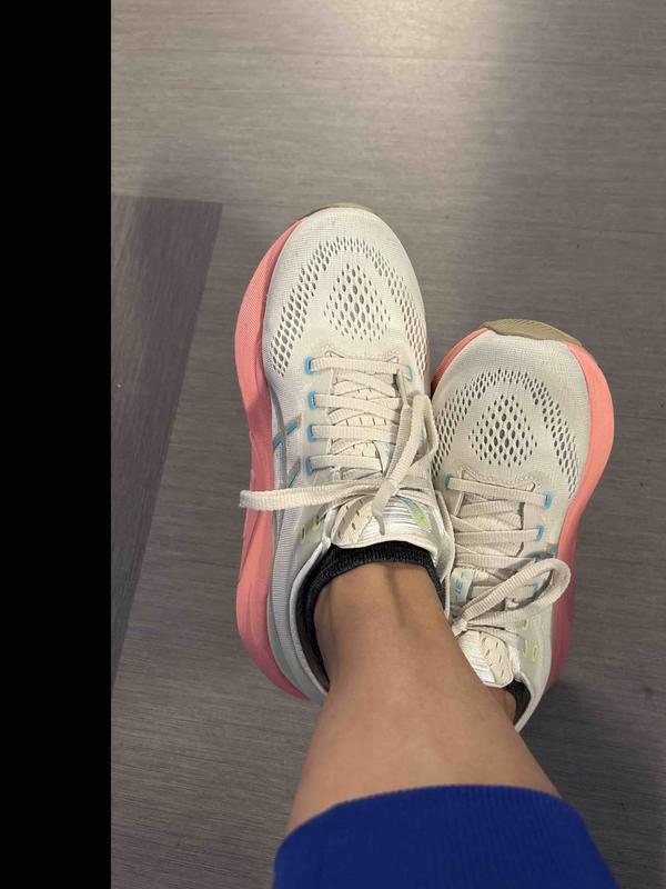 Customer photo for "favorite work shoe"