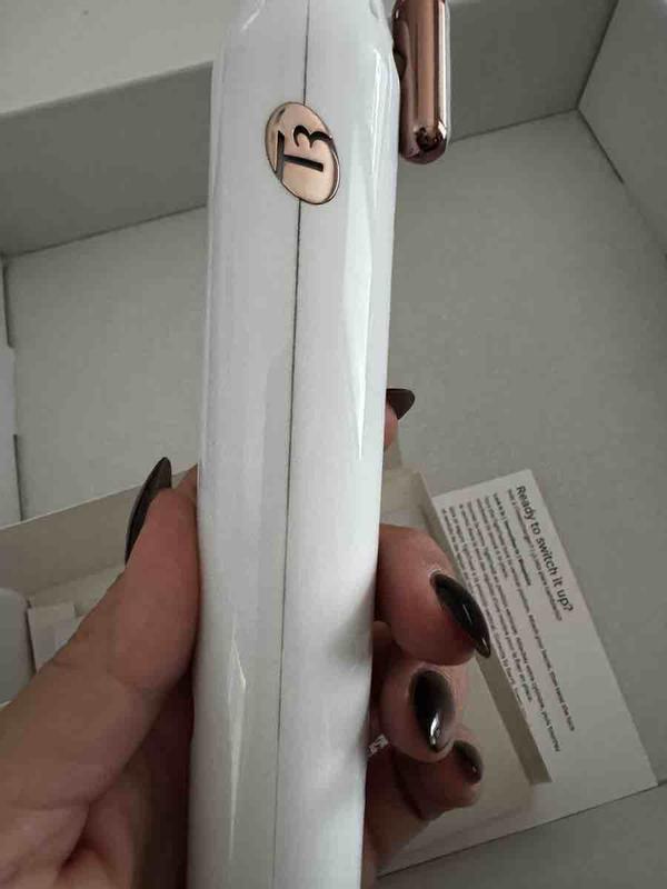 Customer photo for "defective and used"