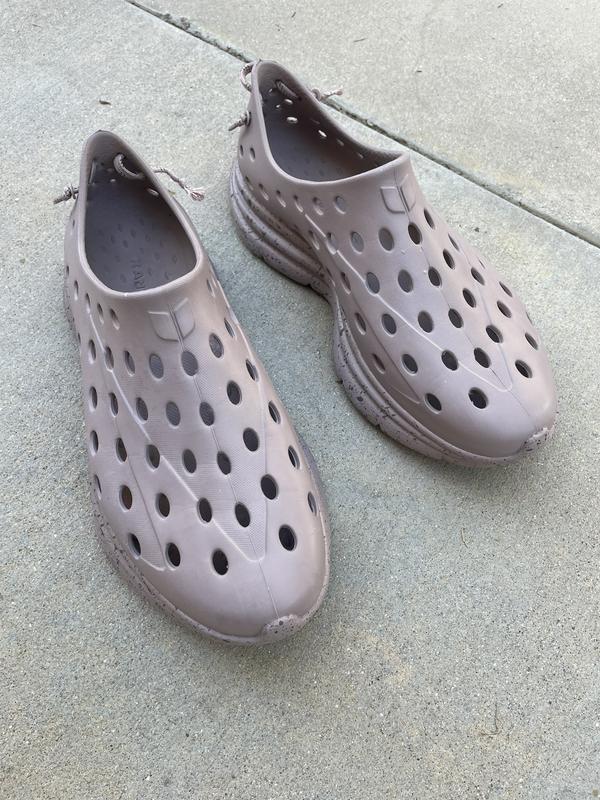 Customer photo for "blisters and color defect"