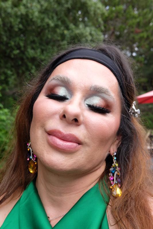 Review Thumbnail Image 1 226758712