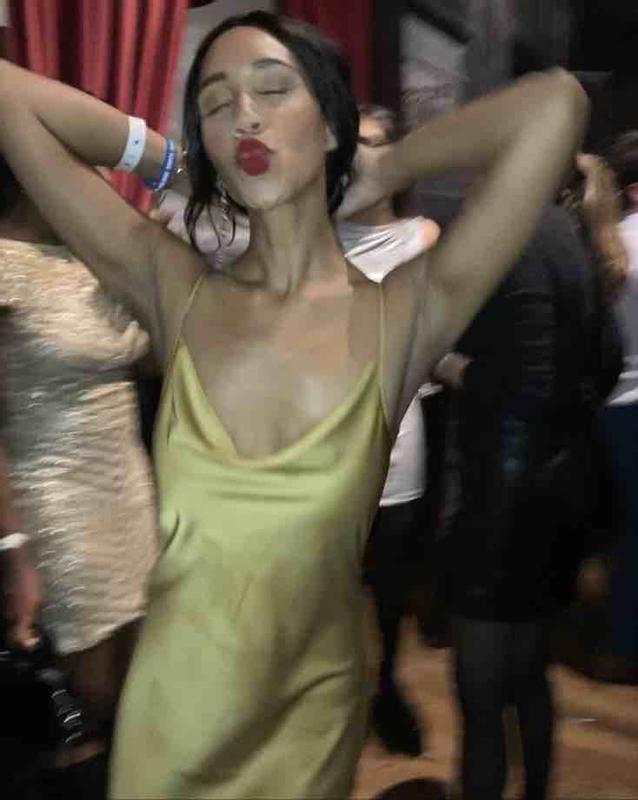 Review Thumbnail Image 1 230511802