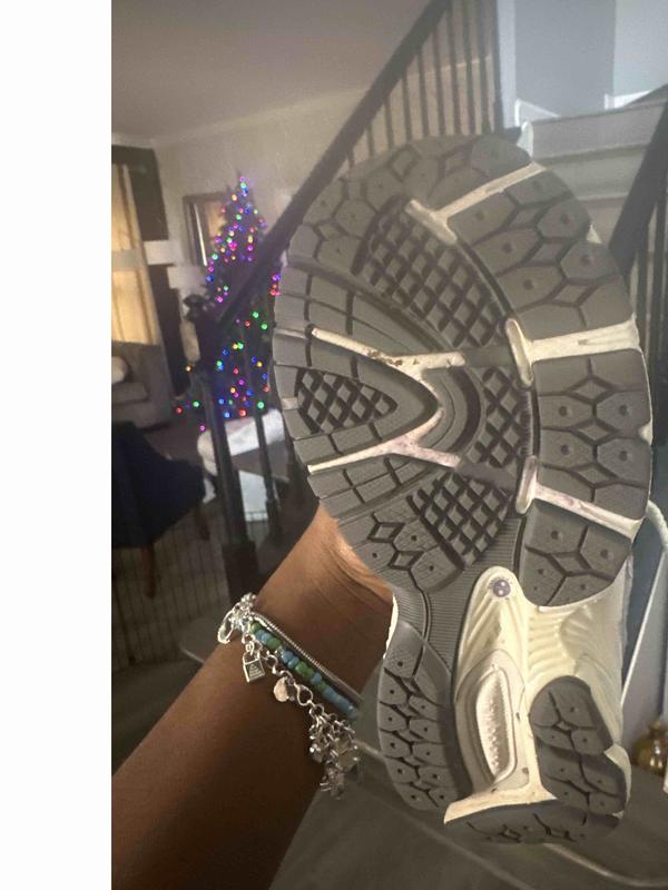 Review Thumbnail Image 0 238555119