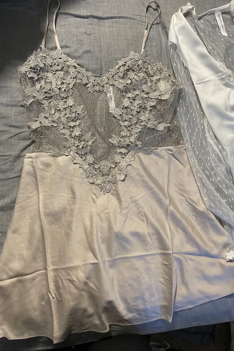 Review Thumbnail Image 0 208456220