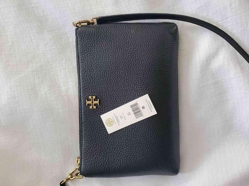 Customer photo for "Great everyday purse but went up $30"