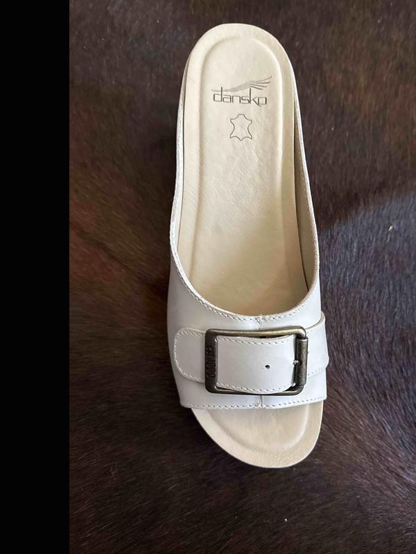 Review Thumbnail Image 1 245000171