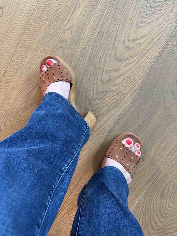 Review Thumbnail Image 0 242879454