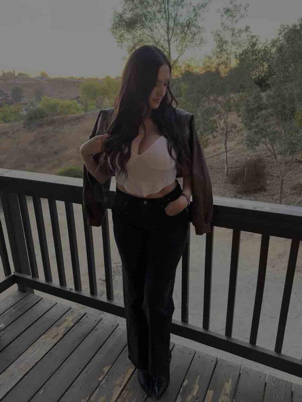 Review Thumbnail Image 0 238646521