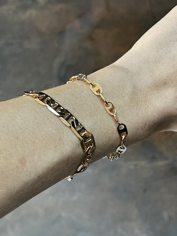 Review Thumbnail Image 0 215460145