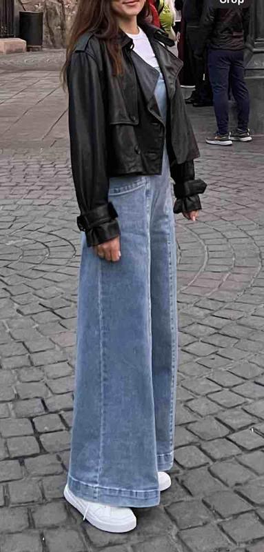 Review Thumbnail Image 0 238696884