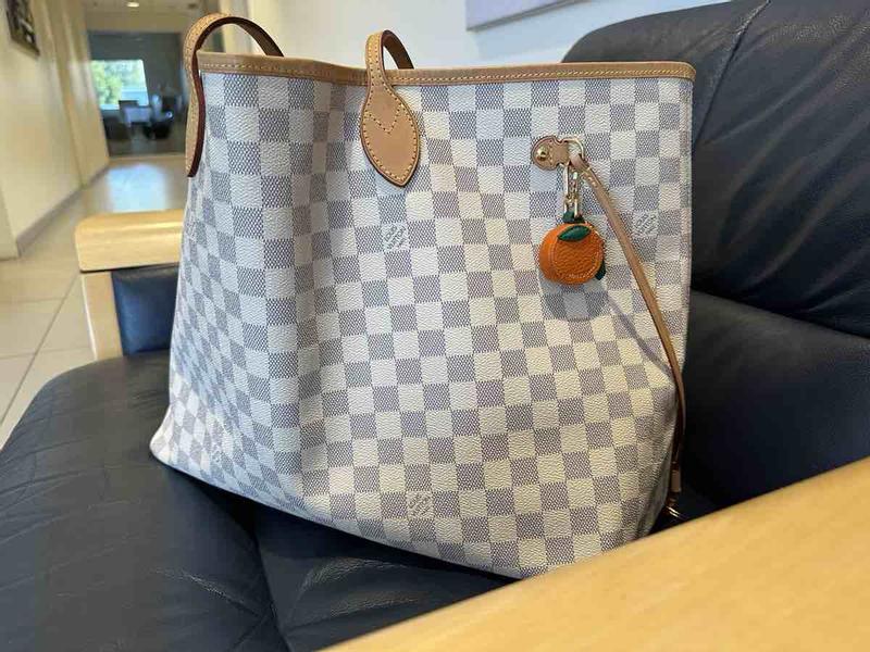 Review Thumbnail Image 2 235516719